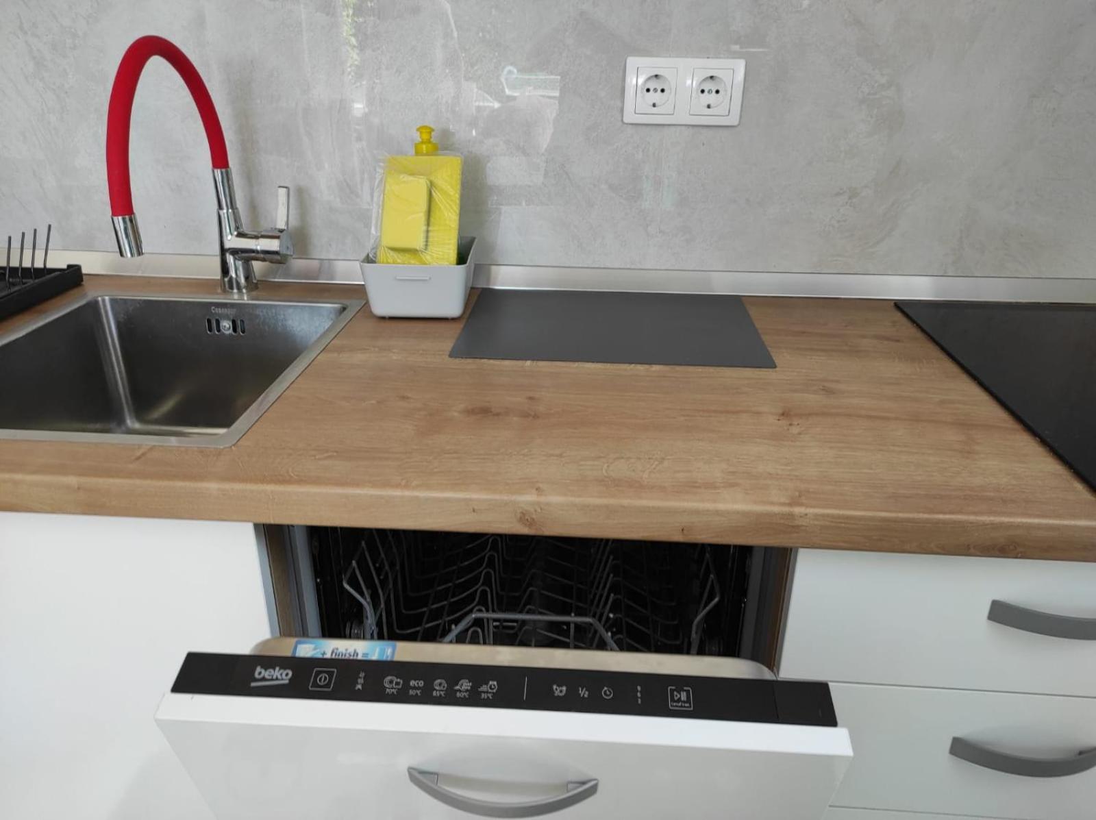 Apartment With Terrace And Garden Pirovac Εξωτερικό φωτογραφία